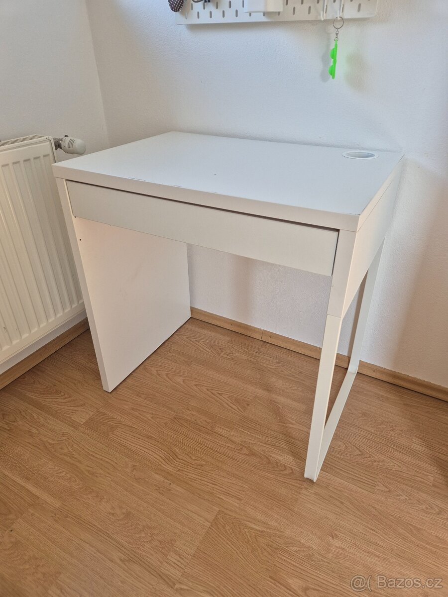Psací stůl Ikea Micke