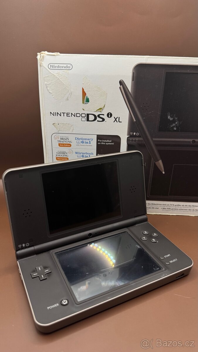 Nintendo DSi XL