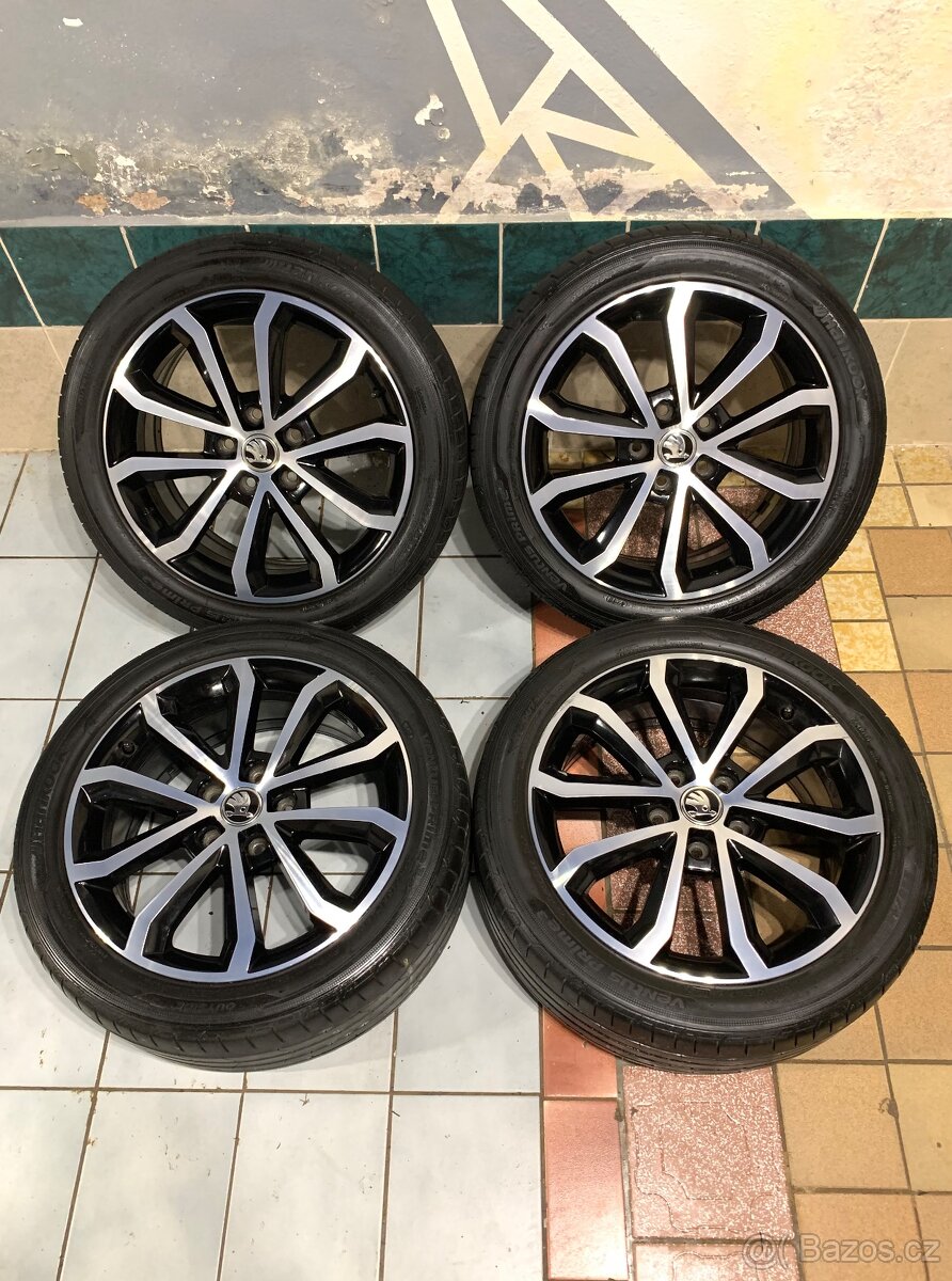 Alu kola Škoda R17 5X112 LETNÍ PNEU 225/45 R17 HAWK