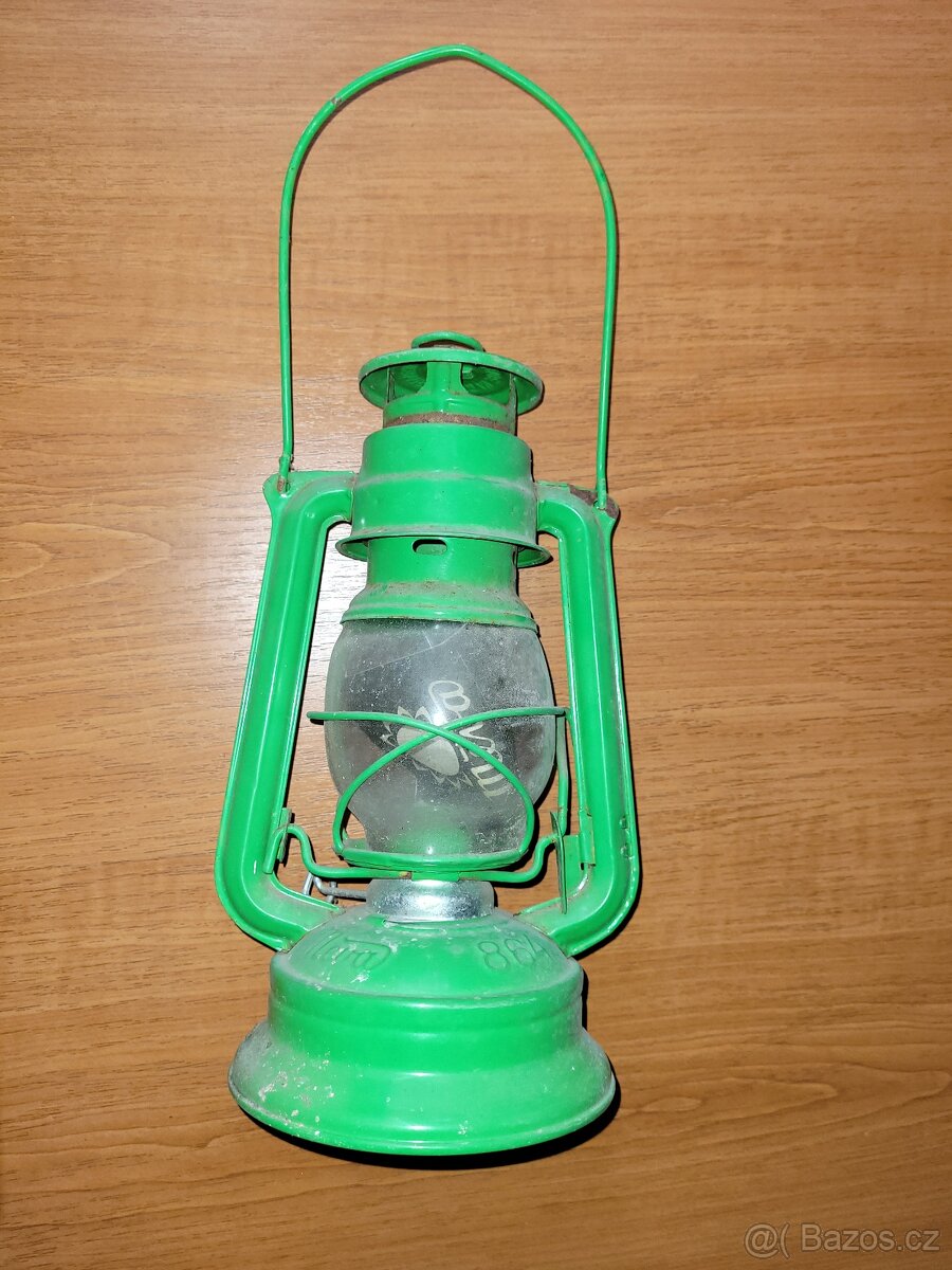 Petrolejová lampa svítilna Meva 864