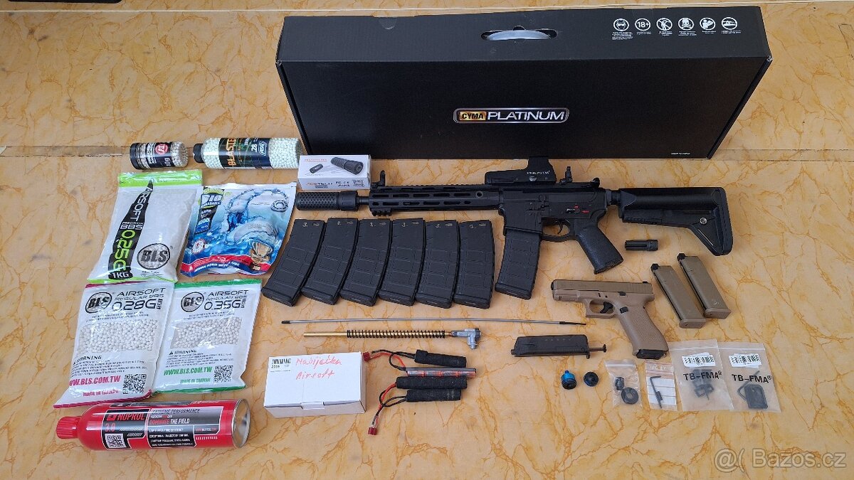 AR-15, Glock 19X