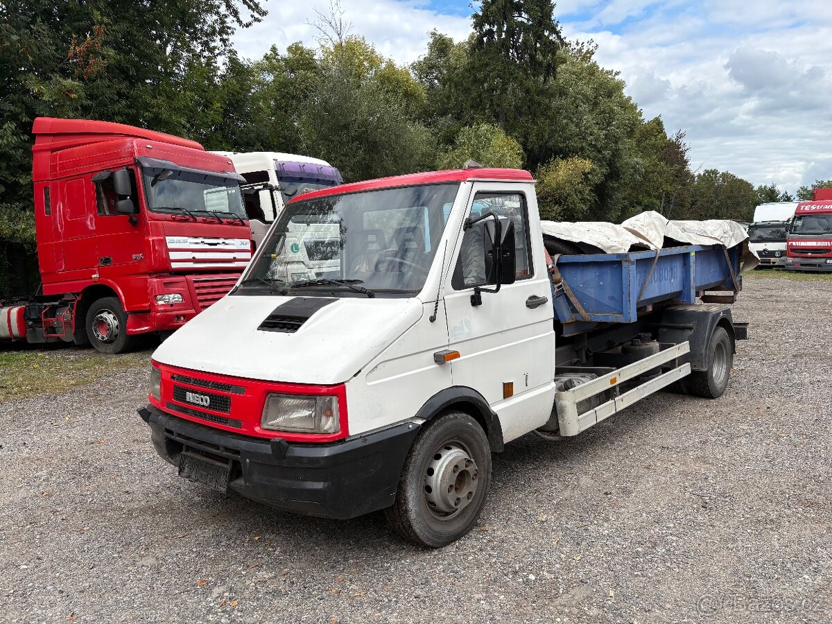 Iveco Daily 59E12,hákový nosič kontajneru