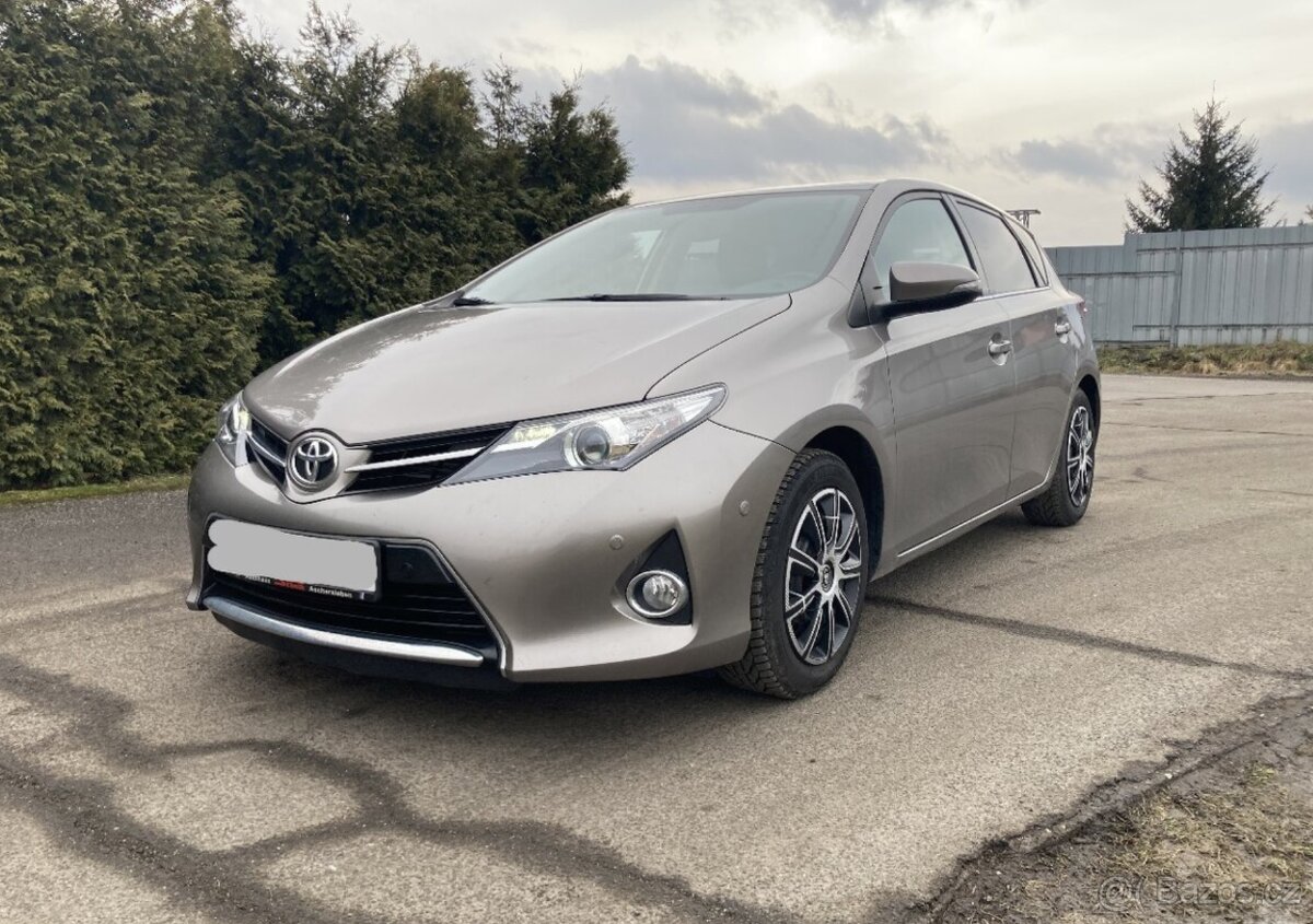 Toyota Auris 2.0, 91kw