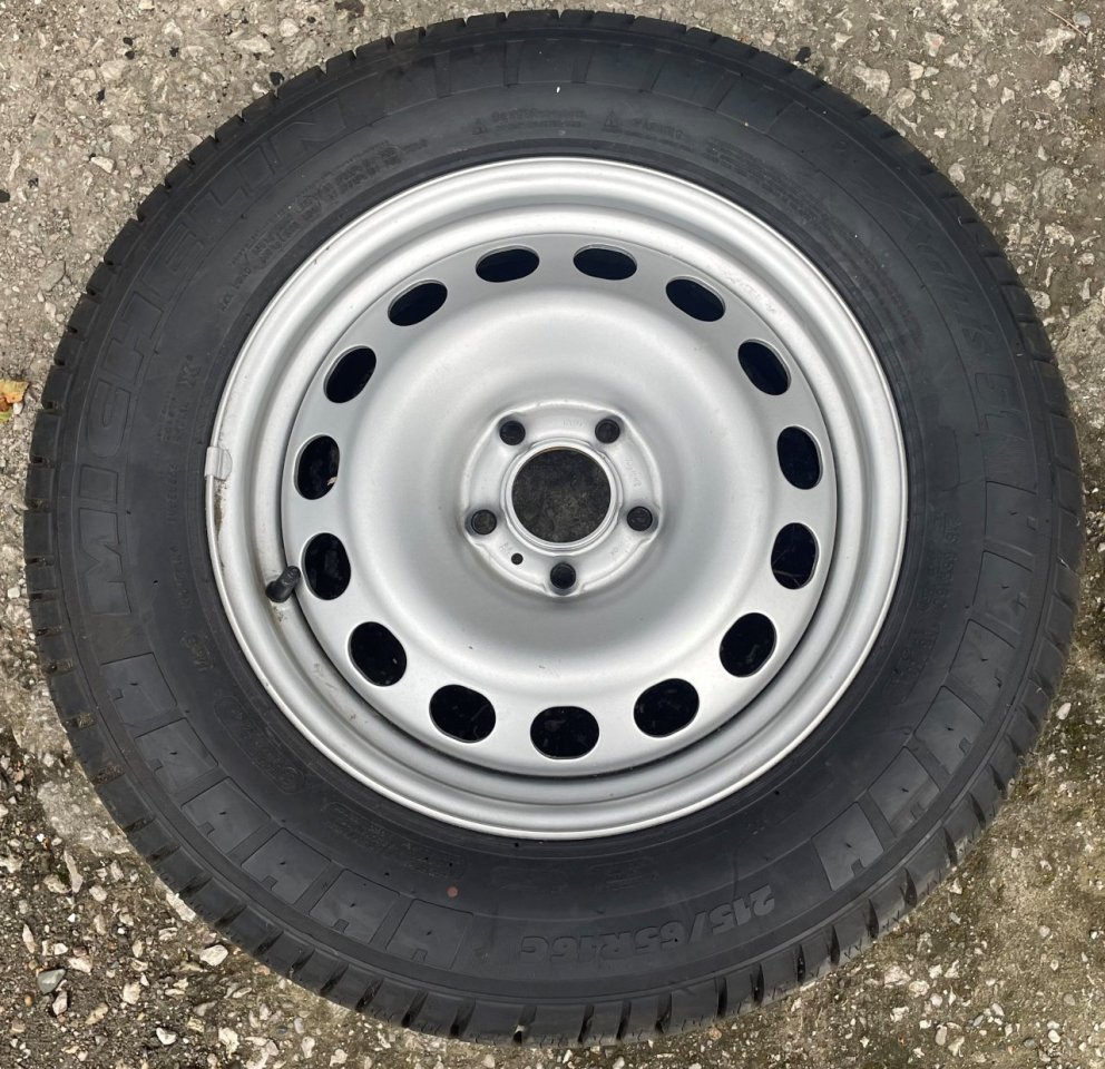 Nové plechové disky 7Jx16 5x108 ET46 Michelin 215/65 R16C