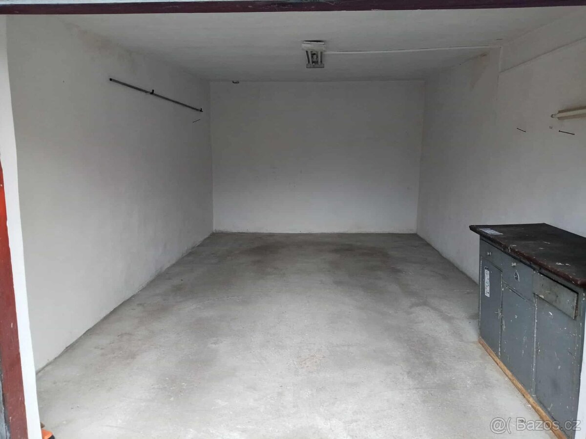 Pronájem garáže  Český Těšín