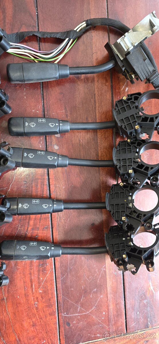 Mercedes-Benz Vito W639: páčka blinkrů