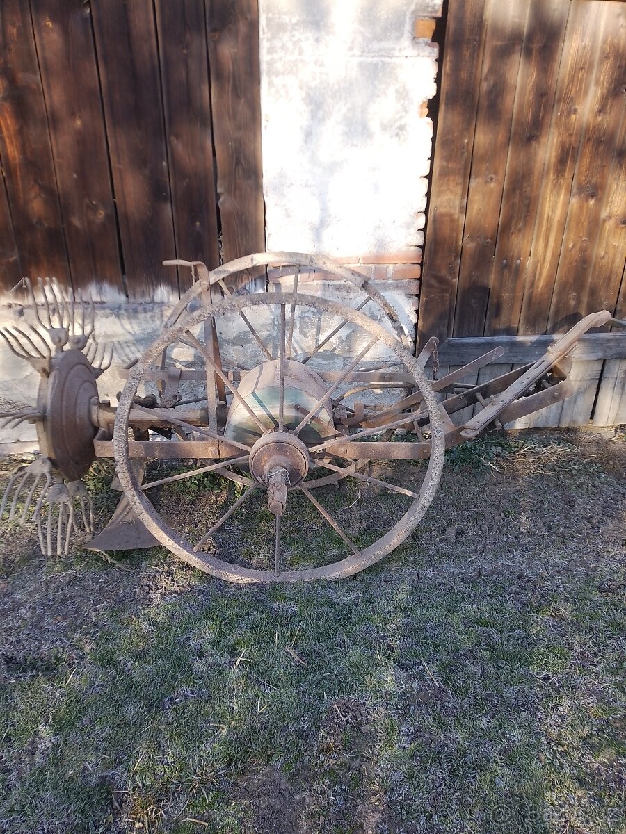 Vyorávač brambor čert