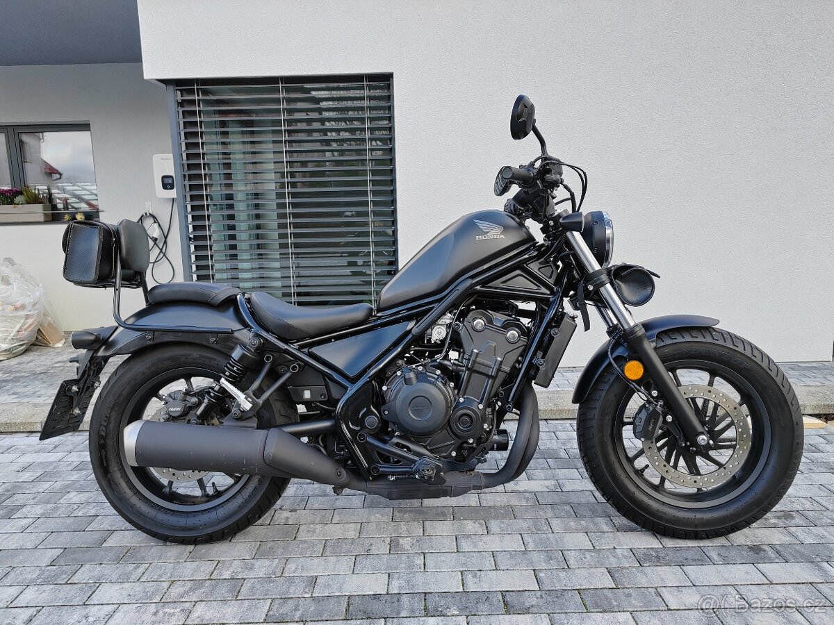 Honda cmx 500 rebel najeto 3200km