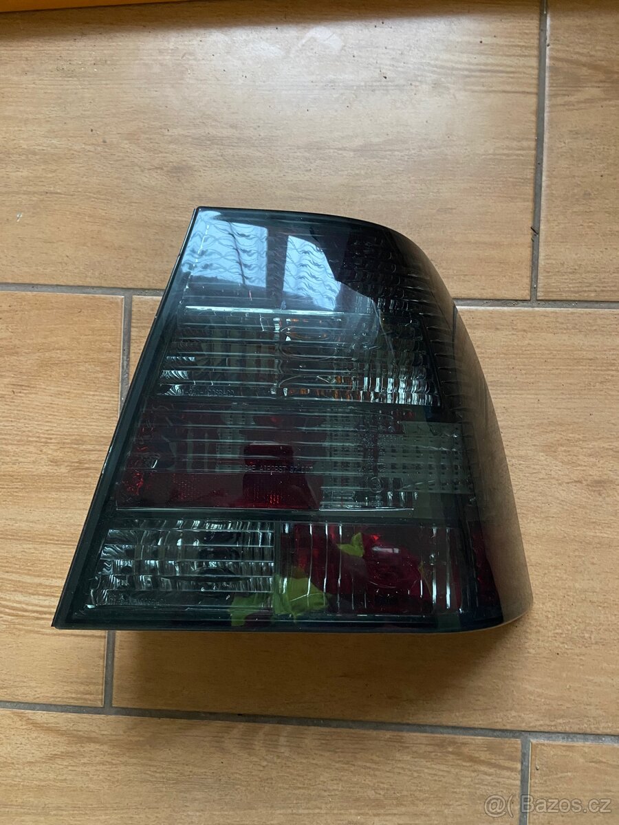 Vw Bora PZ světlo sedan