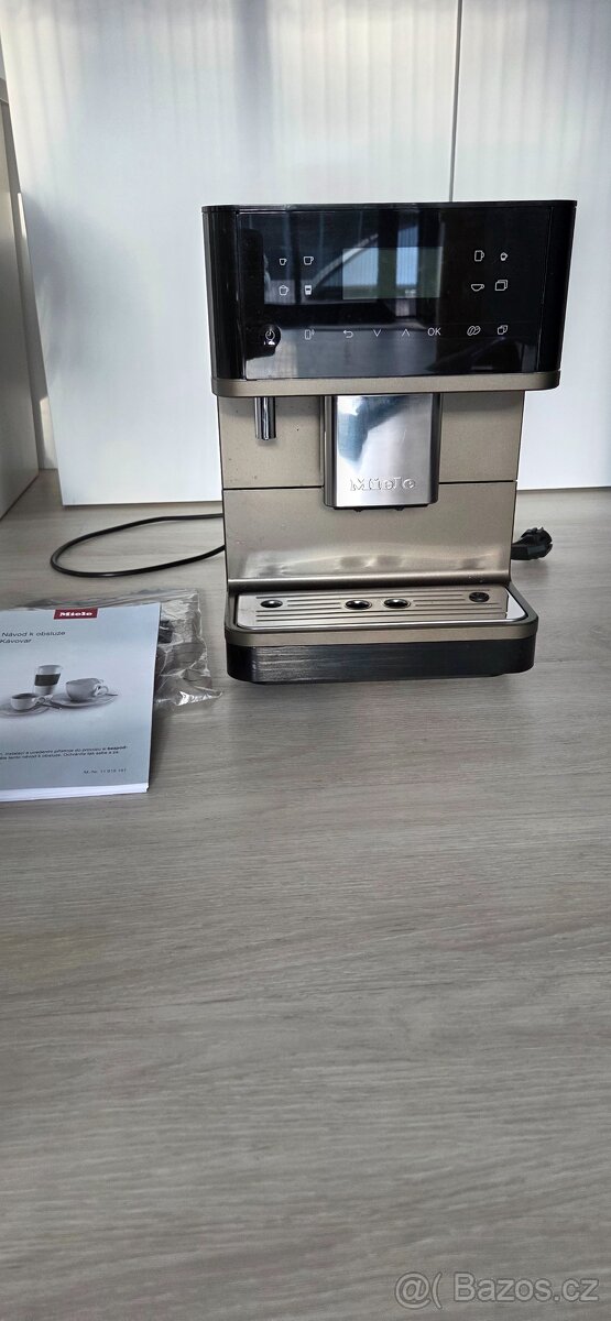 Miele CM 6360 černá PearlFinish