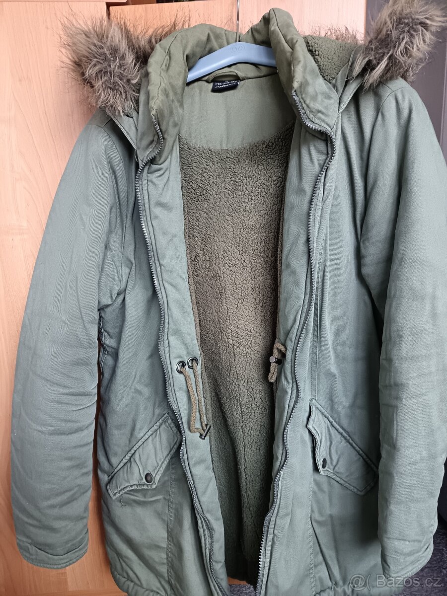 Bunda s kožíškem XL, Jean Pascale