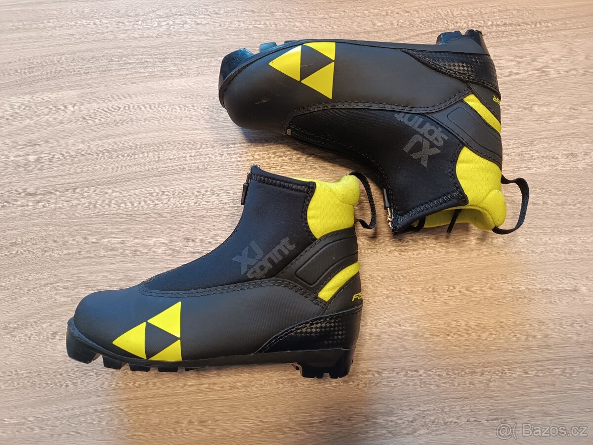 DĚTSKÉ BOTY NA BĚŽKY FISCHER, vel.32, NNN