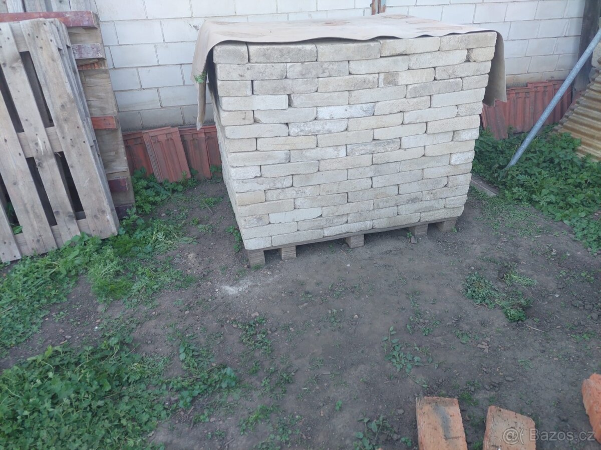 Prodám bílé cihly