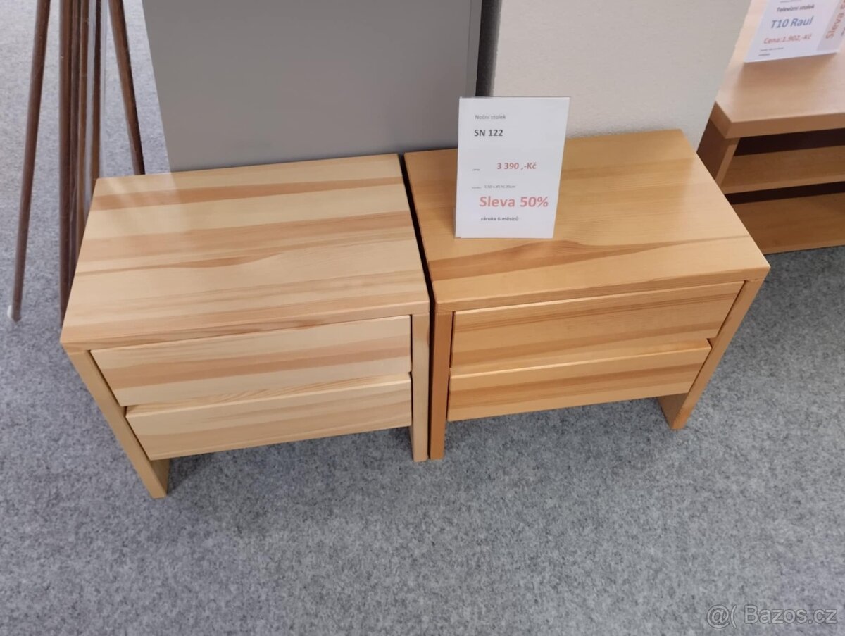 Noční stolky