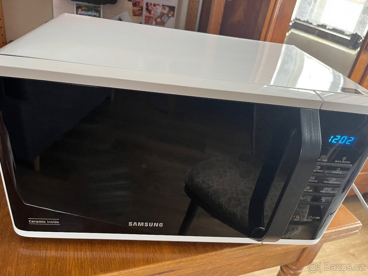 Samsung MS23K3513AW