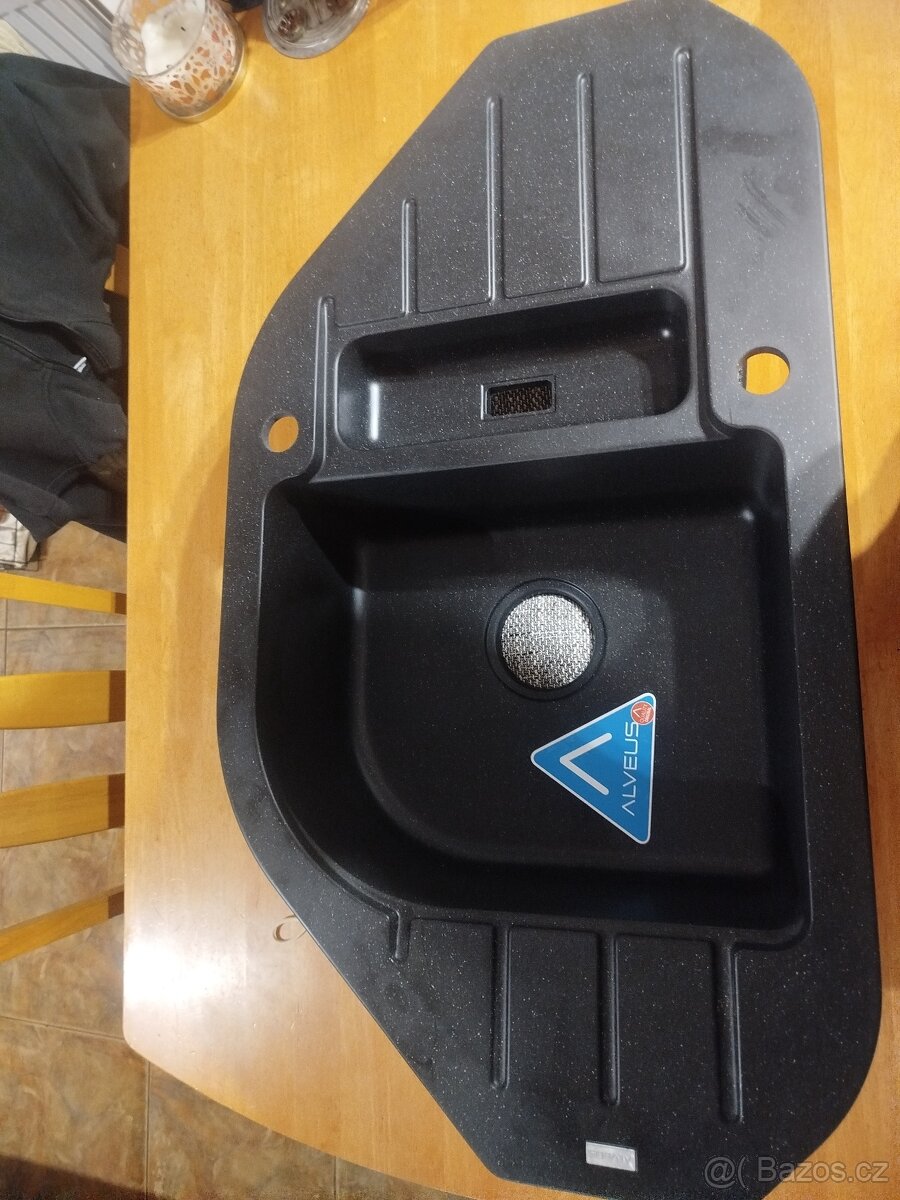 Kuchyňský rohový dřez Niagara 60