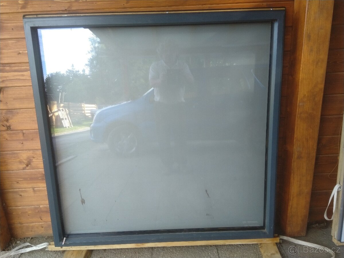 Fixní okno 137x134cm