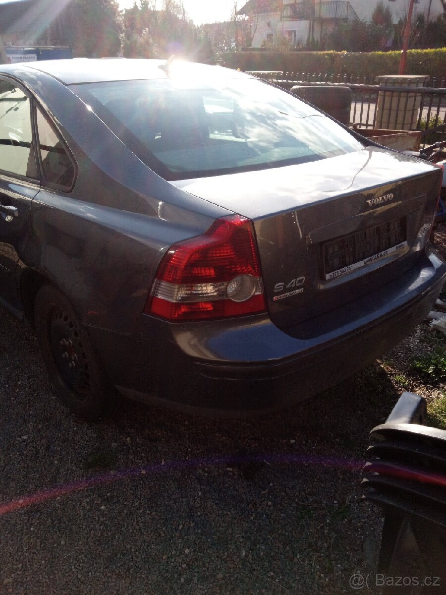 Volvo s 40 náhradní díly