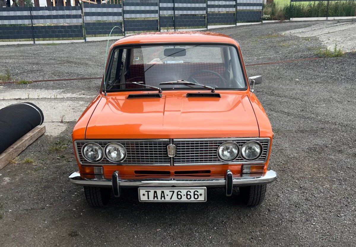 LADA VAZ 2103