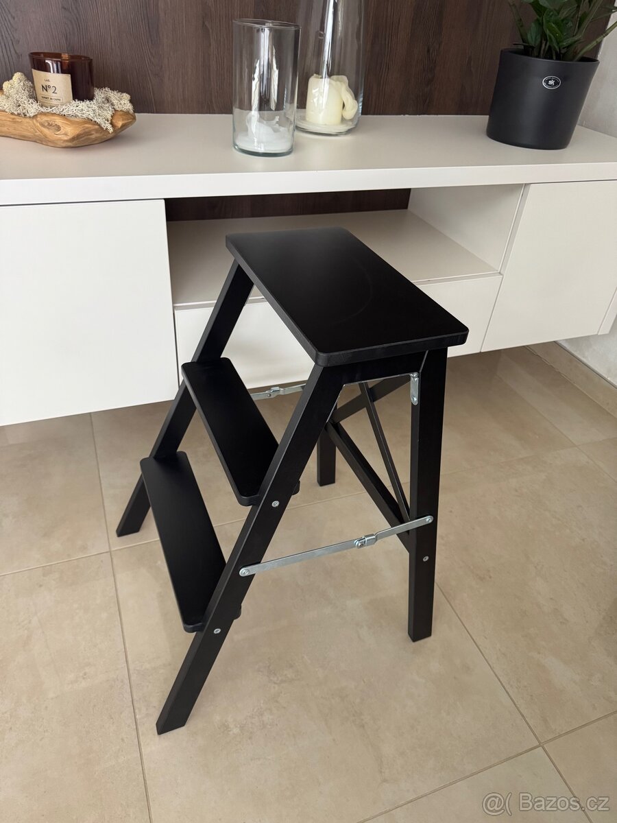IKEA schůdky, 63 cm