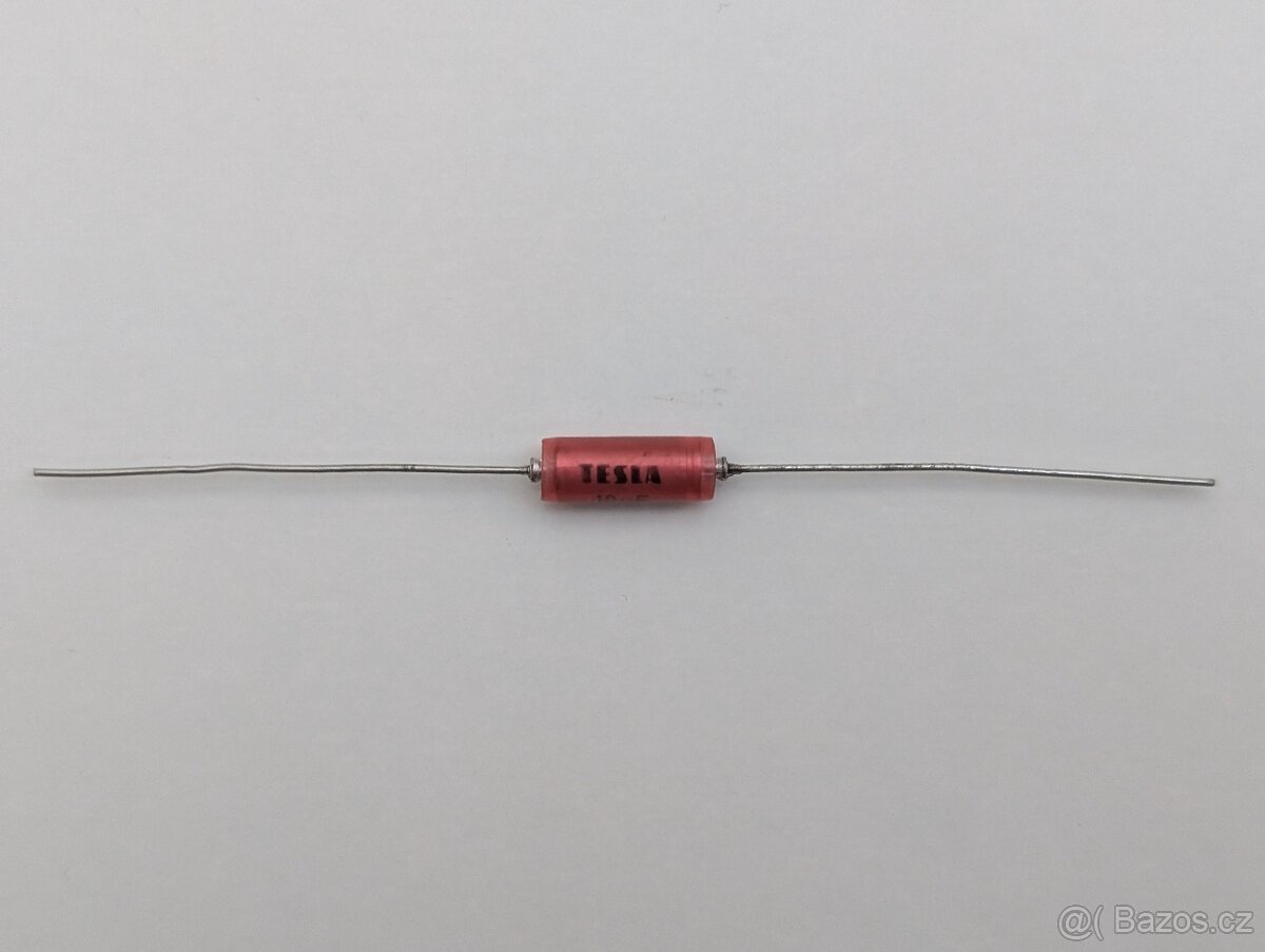 Kondenzátor elektrolytický 10uF/6V TESLA TE981