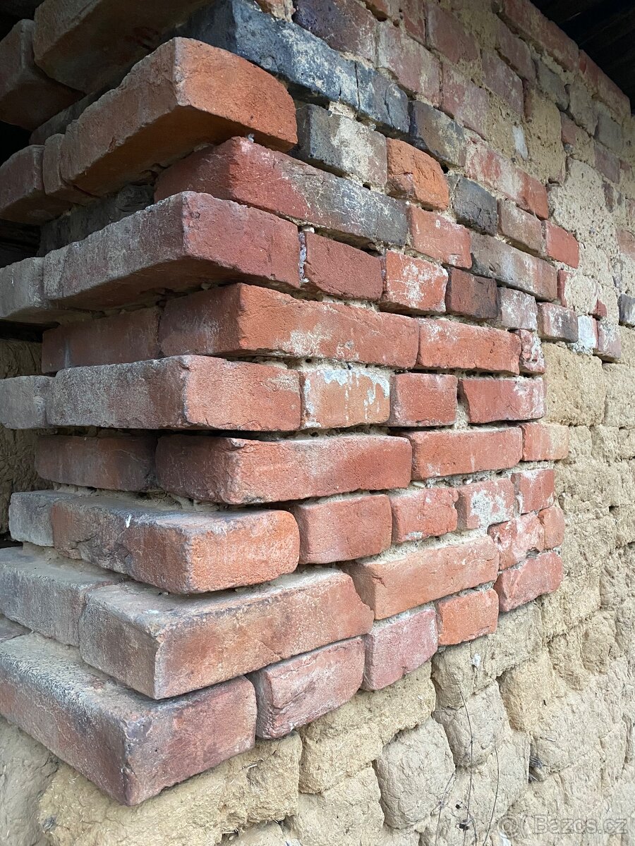 Staré cihly