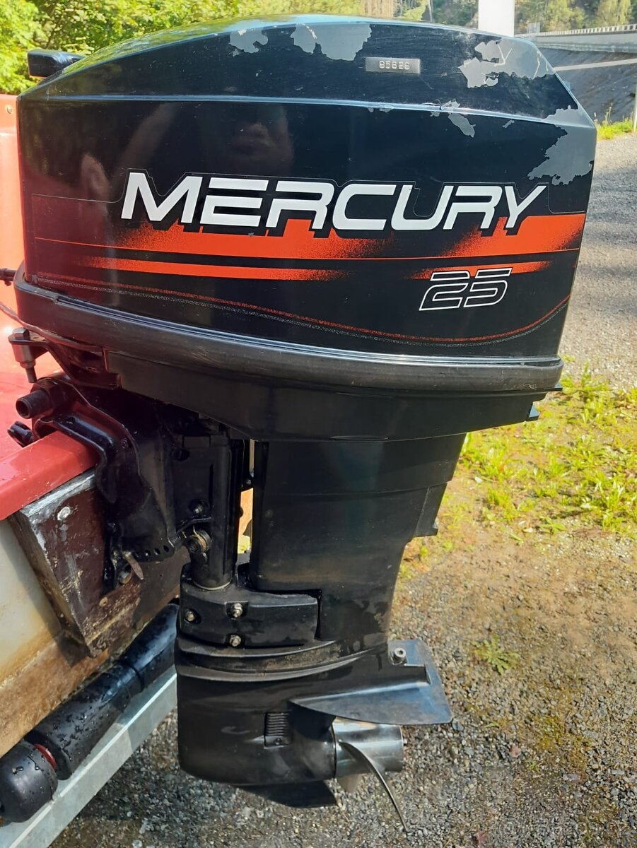 Lodní motor Mercury 25MRG