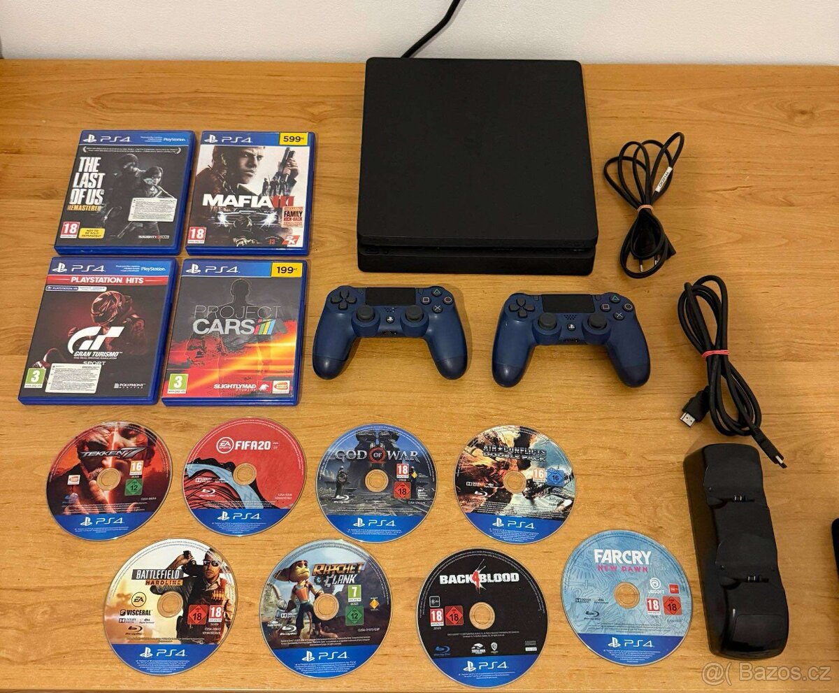 Playstation 4 slim 500GB +12xHRA+2.VOL+dokovací stanice