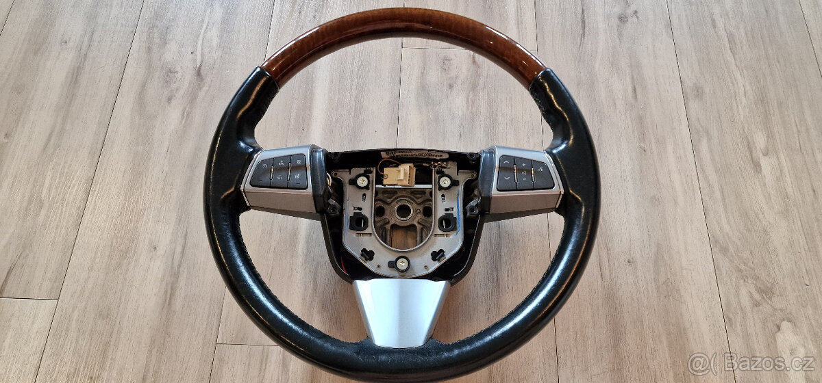 Volant Cadillac SRX 1.generace