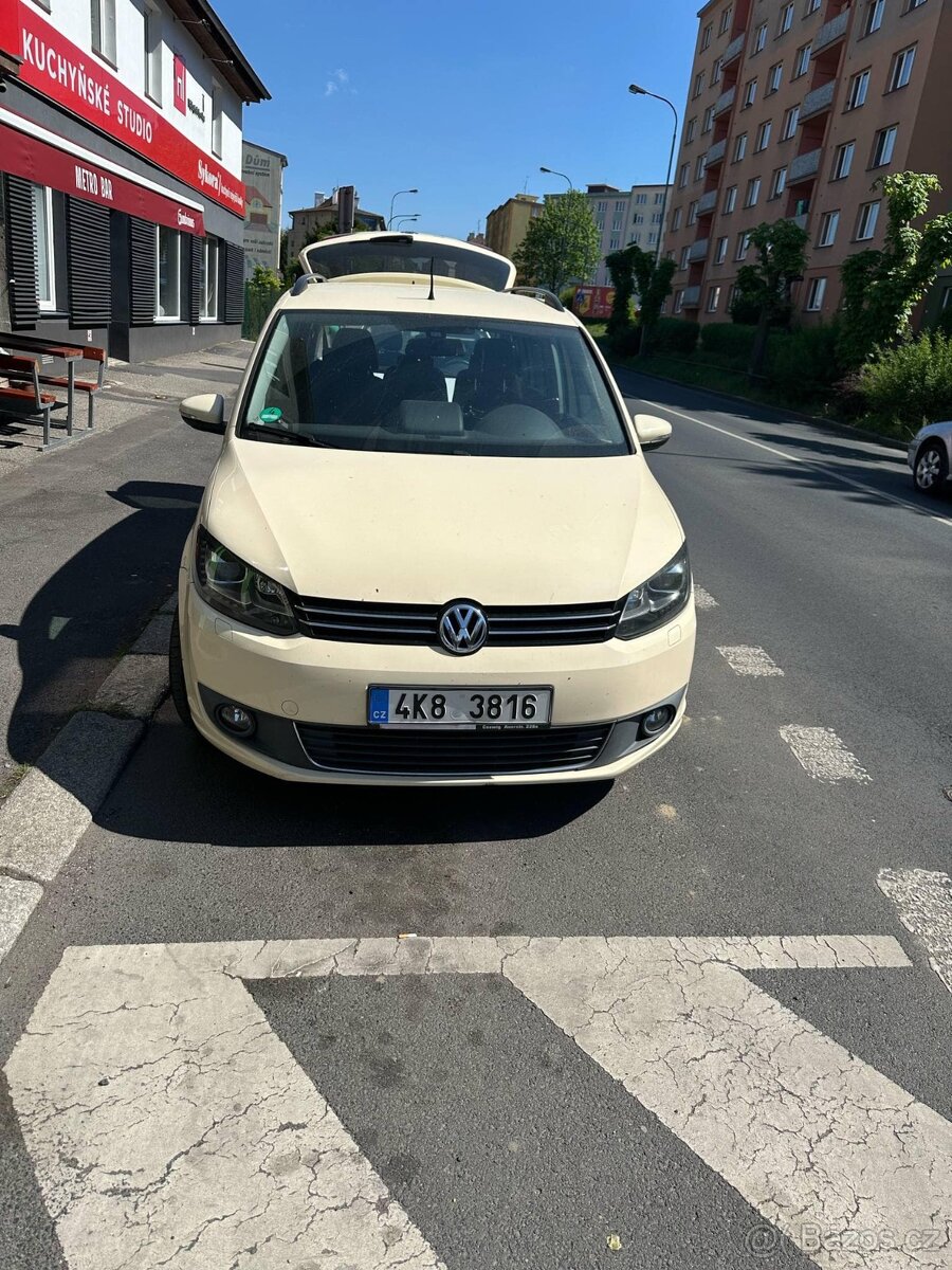 Volkswagen Touran 1.6 TDI, facelift – r.v. 2011, manuál 6 st