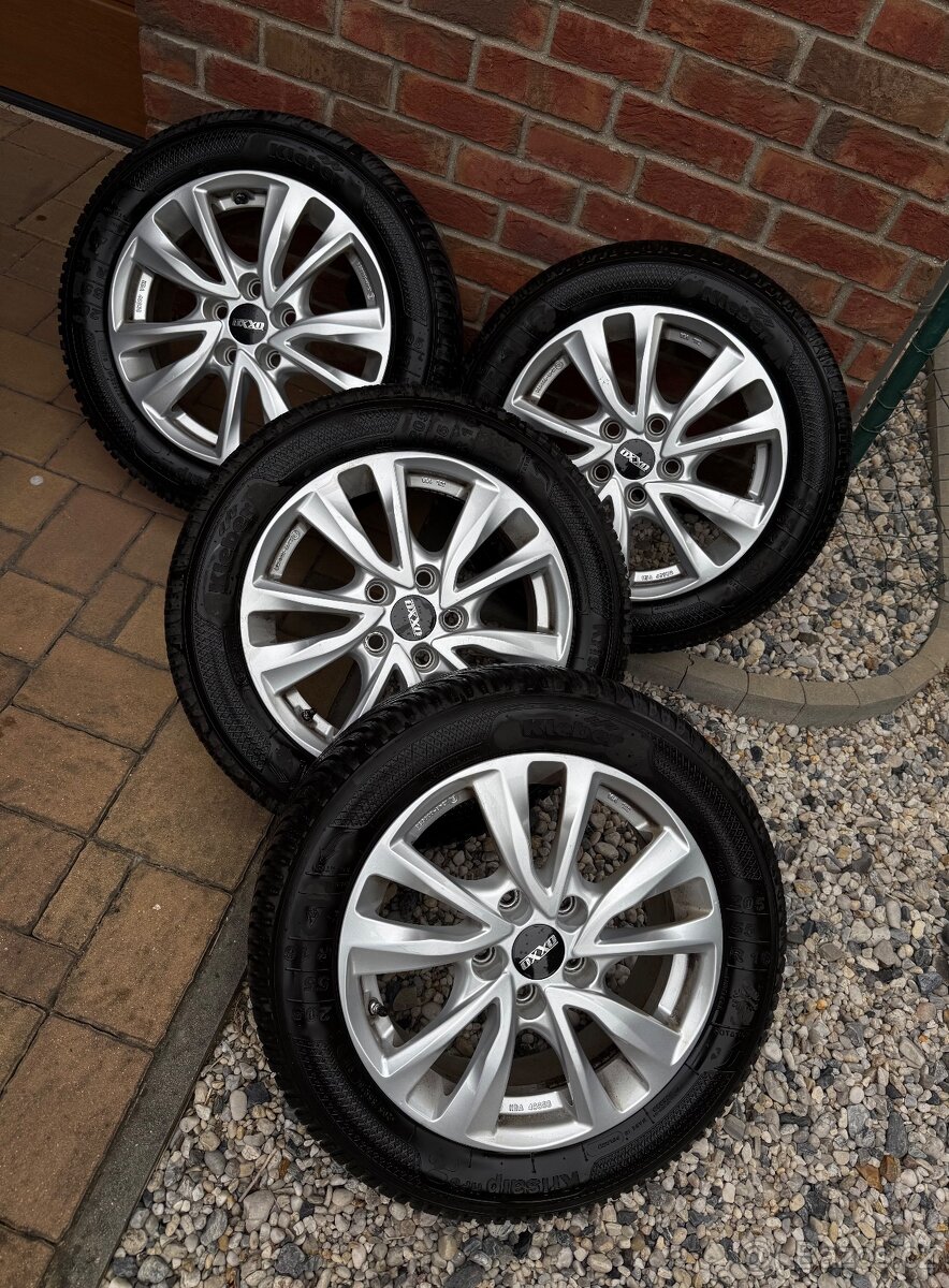 Kola 5x114,3 16 se zimním pneu 205/55 R16