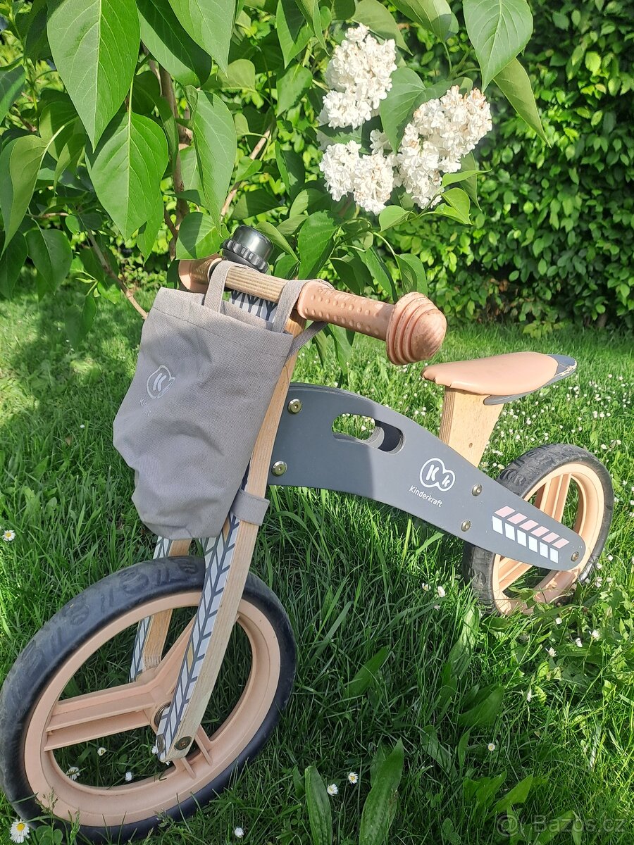 Dětské odrážedlo