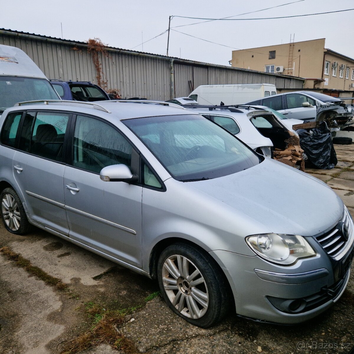 Vw touran 2.0tdi BMN 125kw na náhradní dily