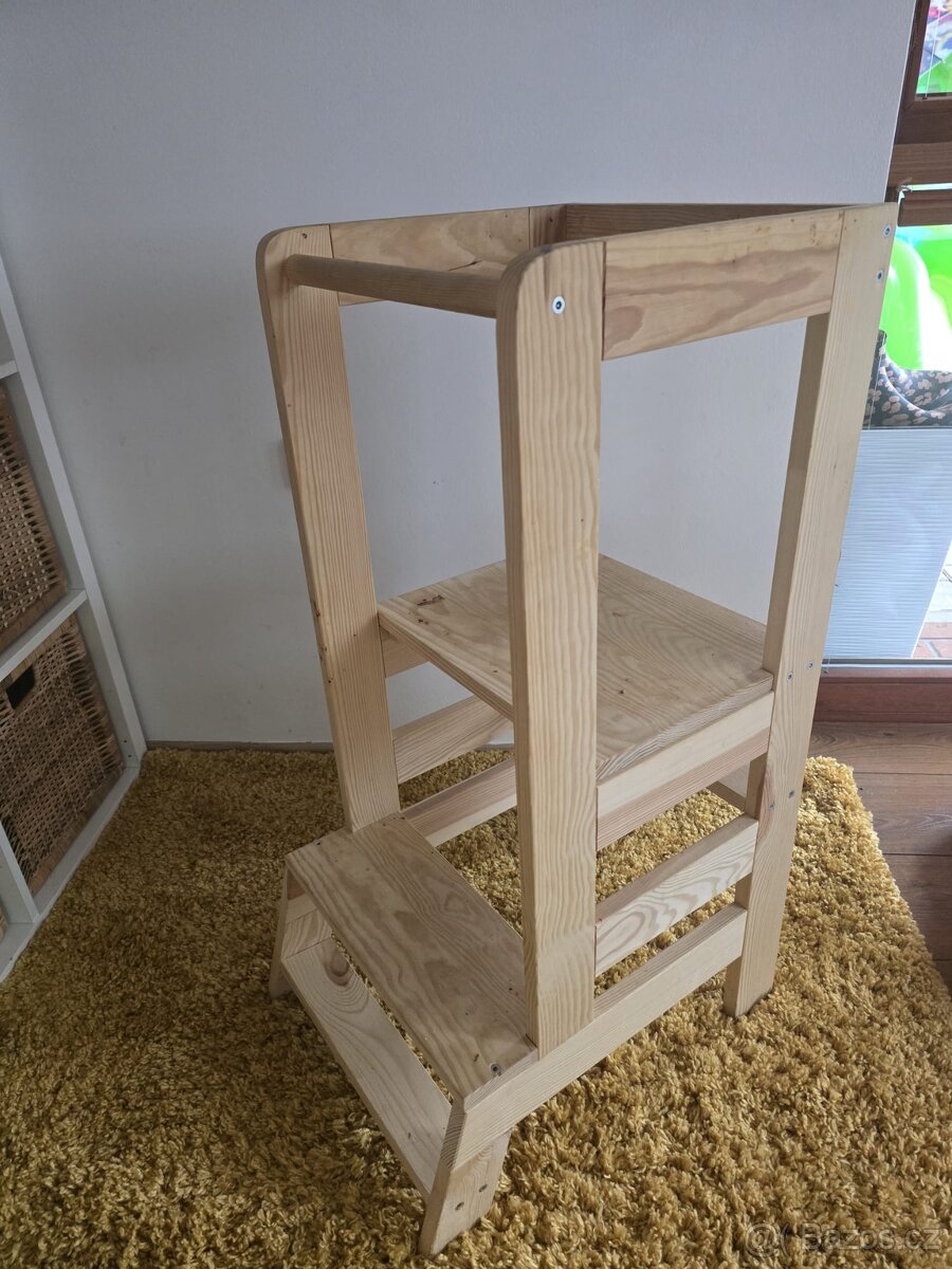 Učící dřevěná věž
