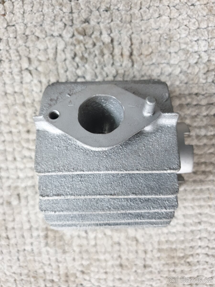 Válec Jawa 550 ..