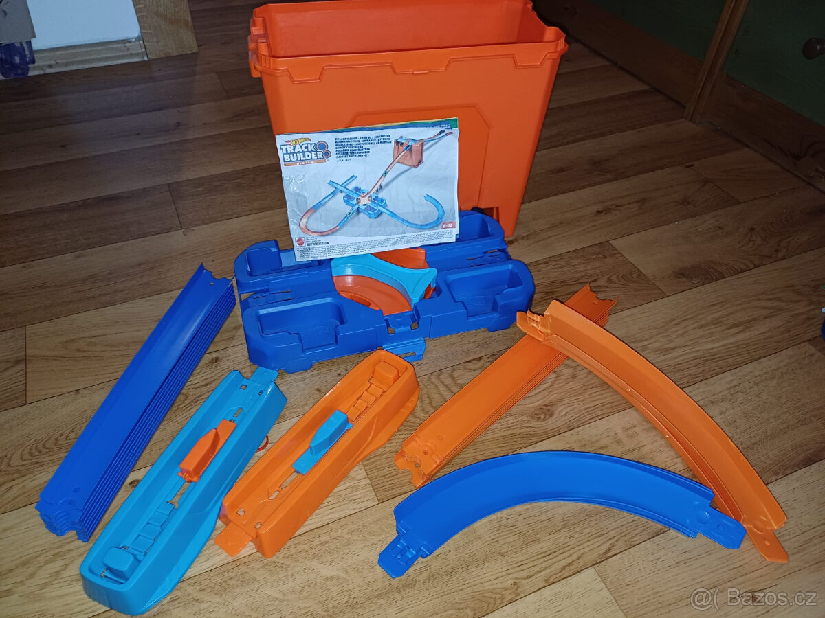 Hot Wheels Track Builder