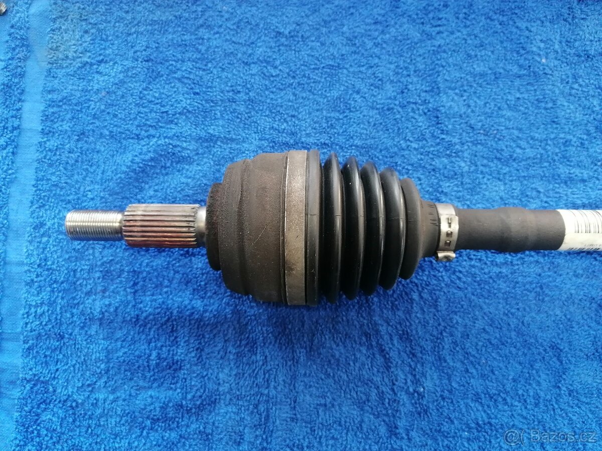 Dacia Renault kloub poloosy vnější 391015061R