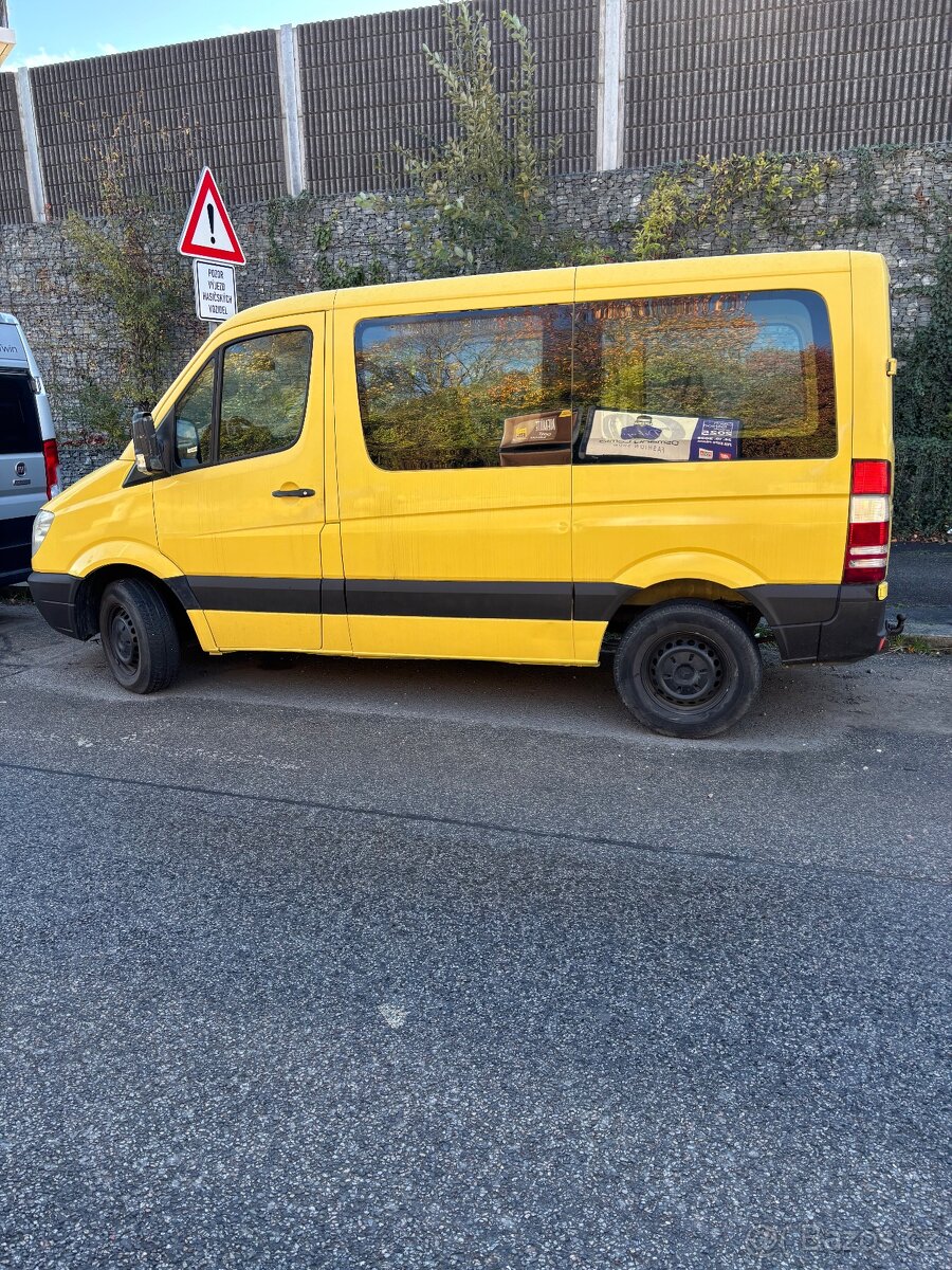 Mercedes Sprinter minibus 9 míst
