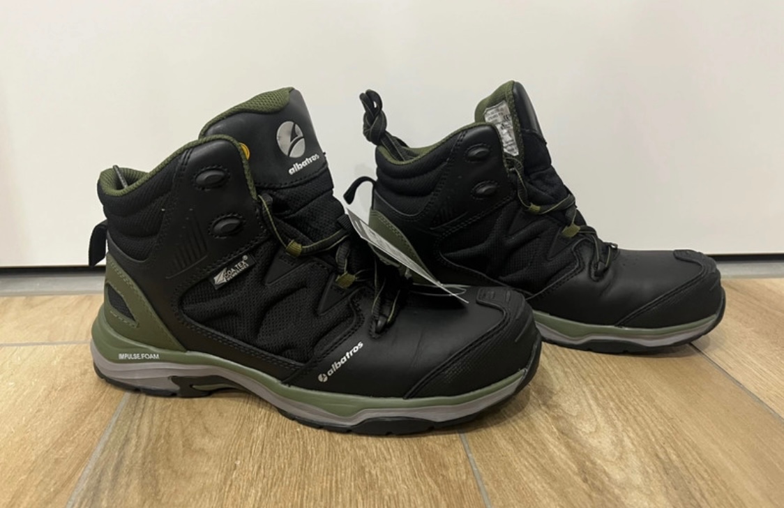 Pracovní obuv Albatros ULTRATRAIL OLIVE ESD