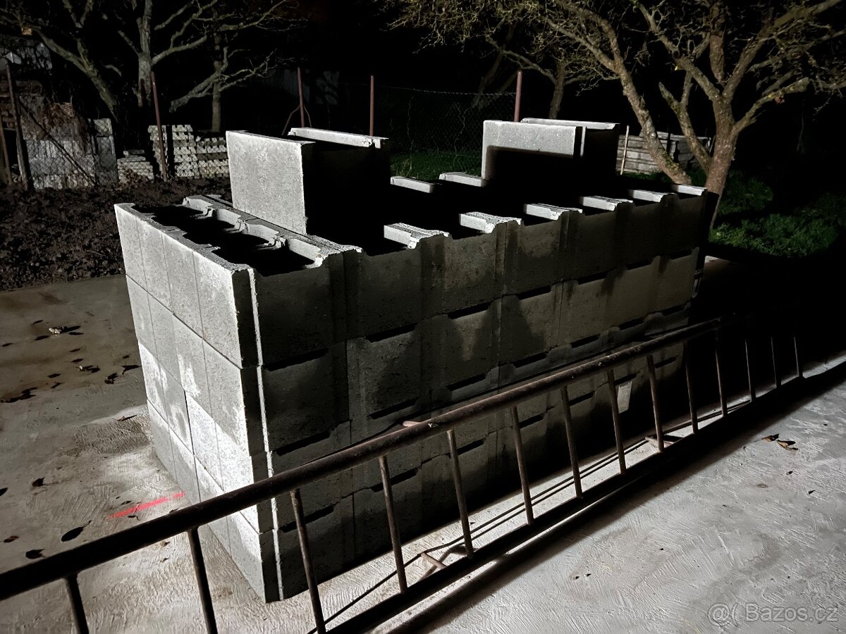 Ztracené bednění 30 x 25 x 50 cm