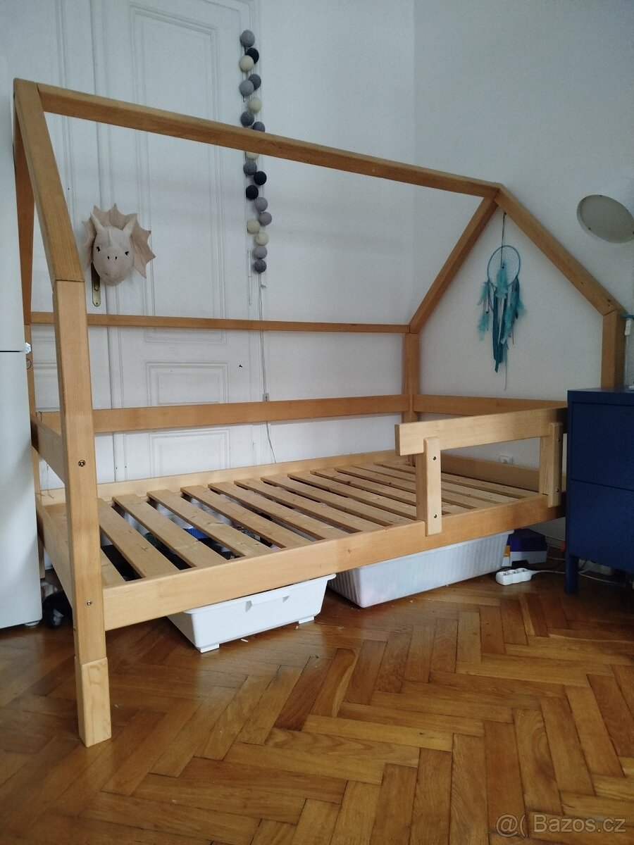 Dětská domečková postel značky Benlemi 120x200 cm