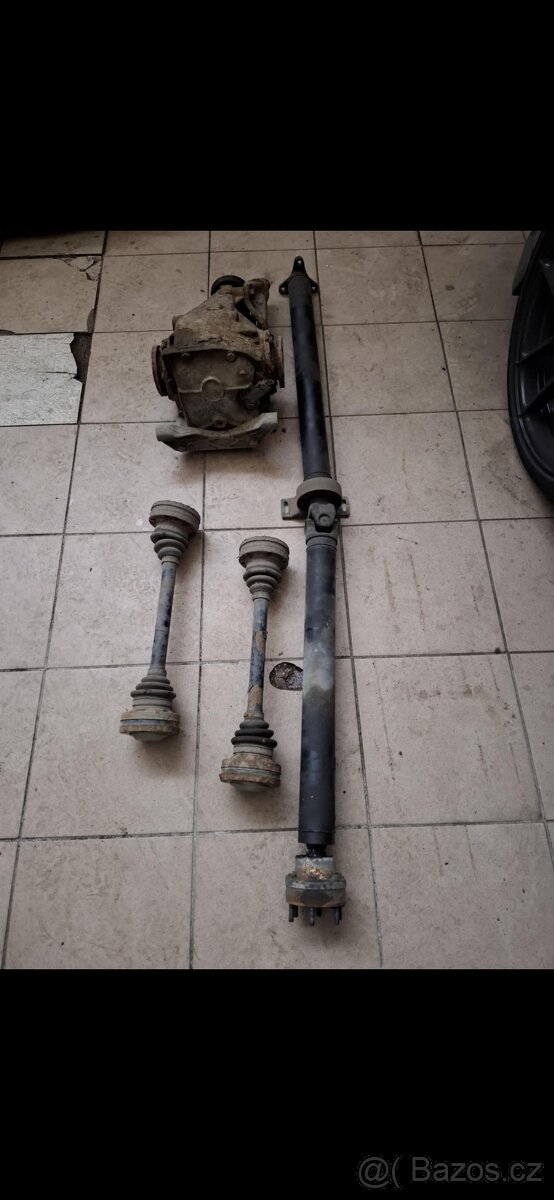 BMW e34 525i samosvor 3.23