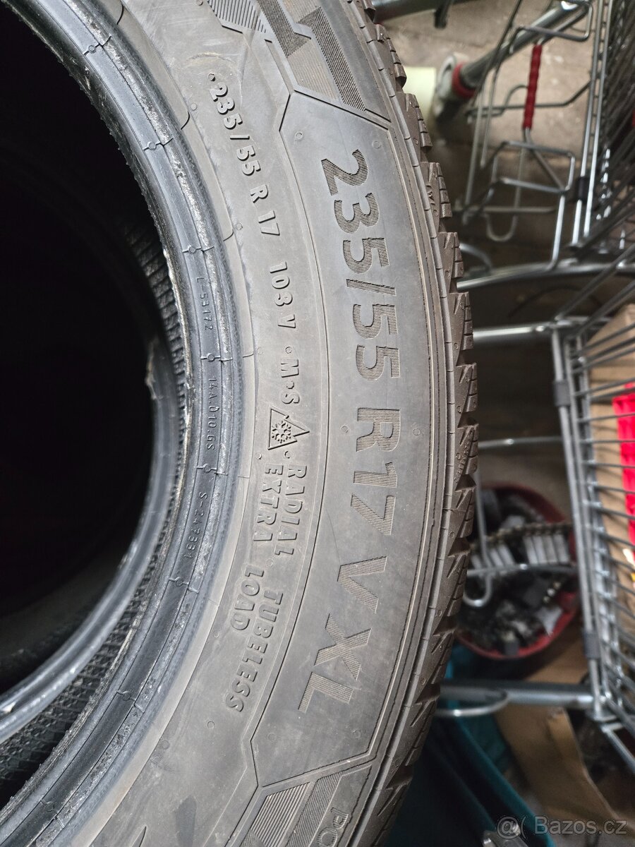235/55 r17  zimni