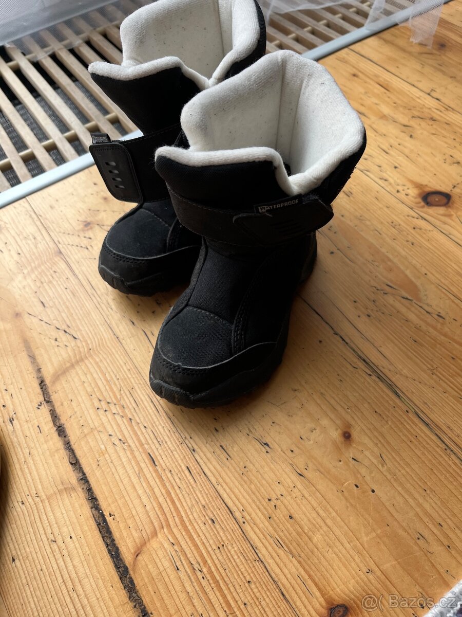 Decathlon detske snehule vel.28