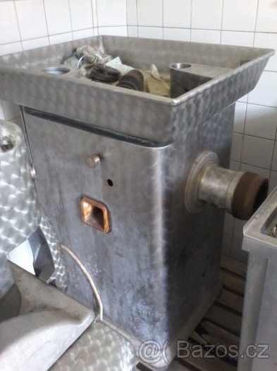 ŘEZNICKE vybavení provozu