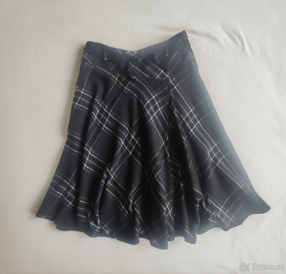 Dámská zimní vlněná sukně vel 38