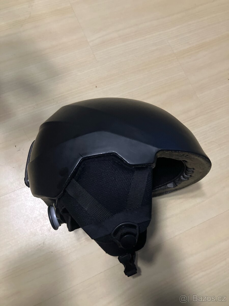 Dětská lyžařská helma