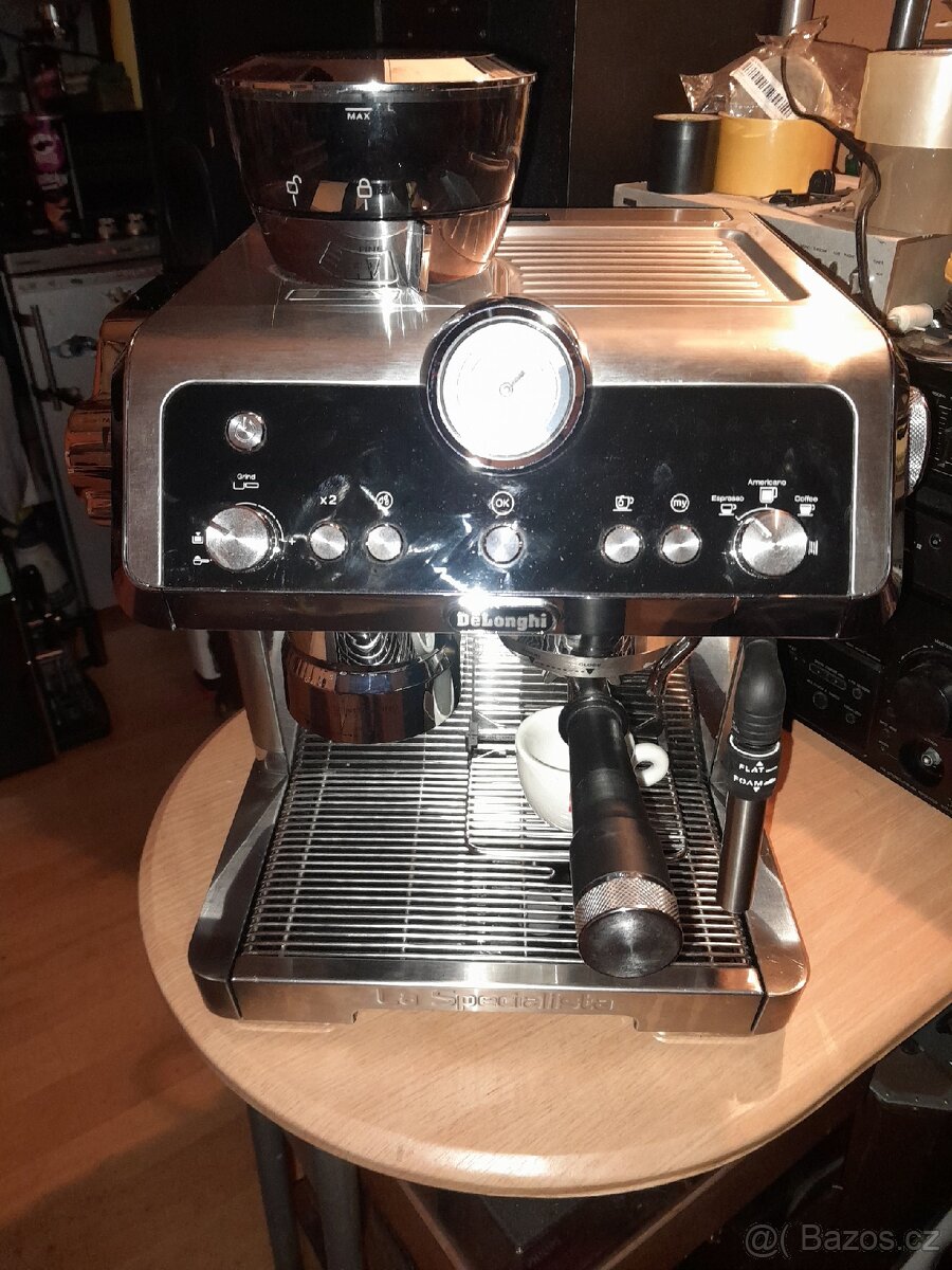 Kávovar De'Longhi La Specialista Prestigio EC-9335.M