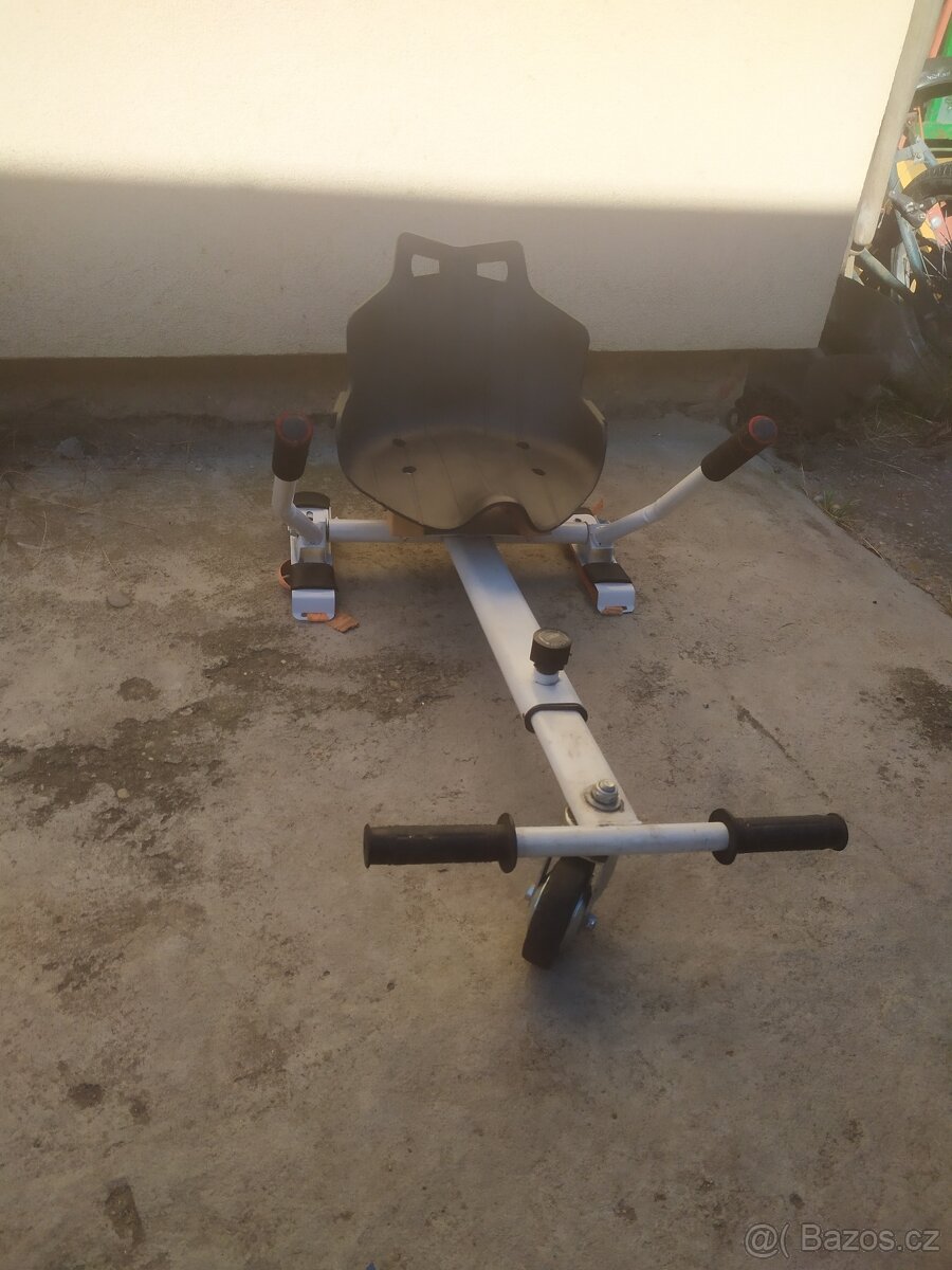 Vozik na hoverboard