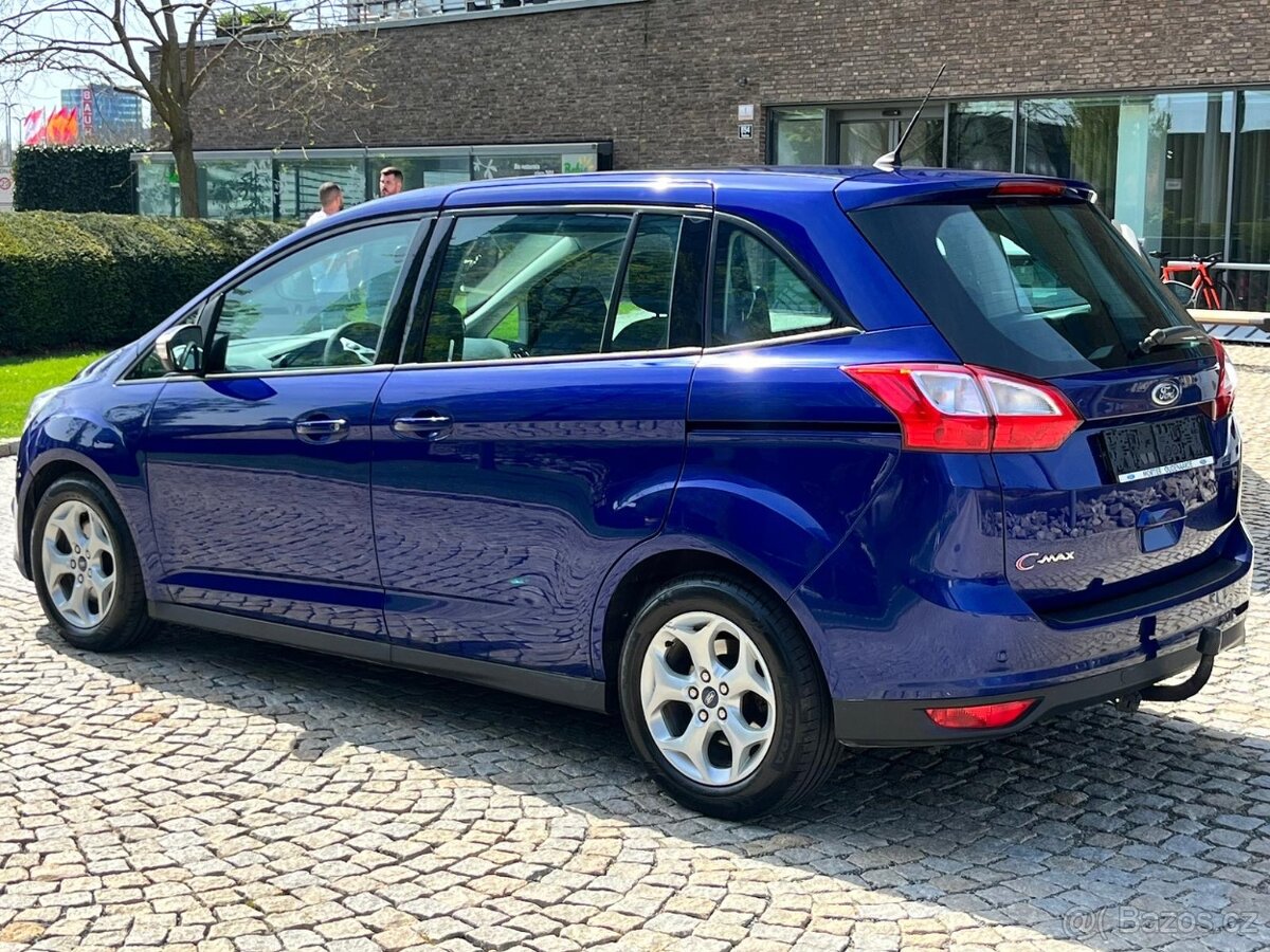 Ford Grand C-MAX 1.6TDCi 6 MÍST TAŽNÉ ZAŘÍZENÍ 1.MAJITEL